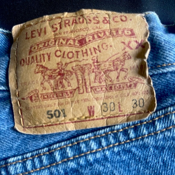 Levi 501 - Picture 3 of 3
